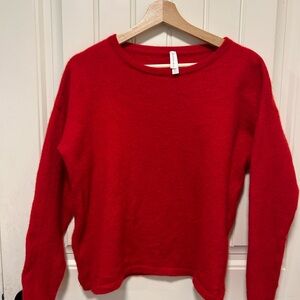Cozy 100% cashmere Red Crewneck Sweater
